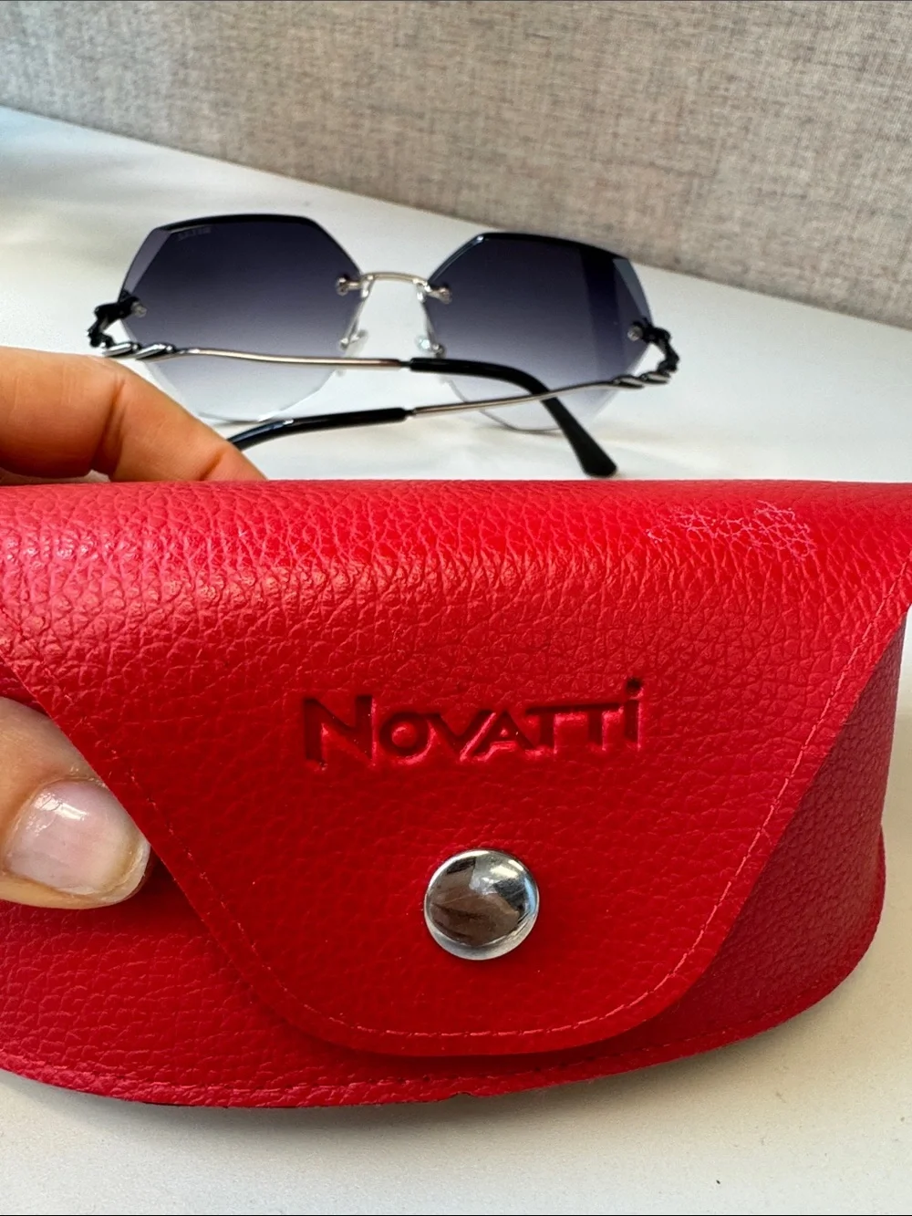 Authentic Novattti Women’s Rimless Gradient Gray Italian Sunglasses NEW
